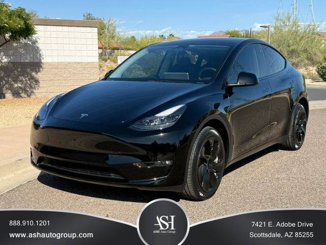 2023 Tesla Model Y Long Range AWD photo