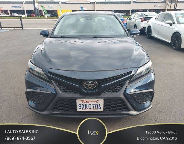 2021 Toyota Camry SE FWD photo