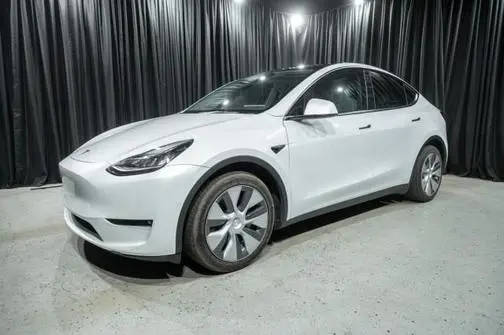 2022 Tesla Model Y Long Range AWD photo