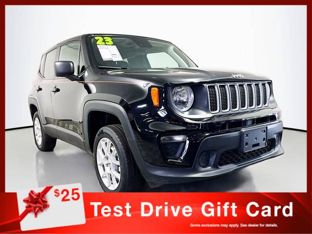 2023 Jeep Renegade Latitude 4WD photo