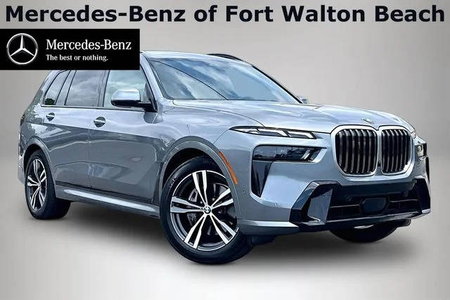 2023 BMW X7 xDrive40i AWD photo