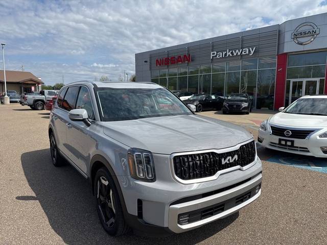 2023 Kia Telluride EX X-Line AWD photo