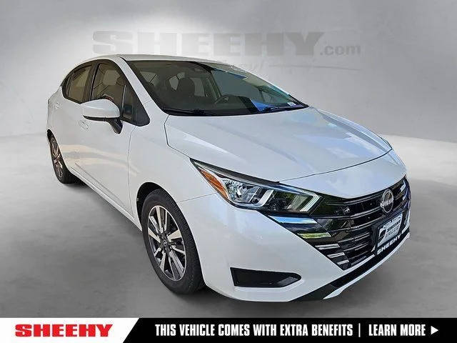 2023 Nissan Versa SV FWD photo