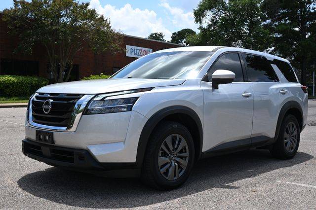 2022 Nissan Pathfinder S 4WD photo