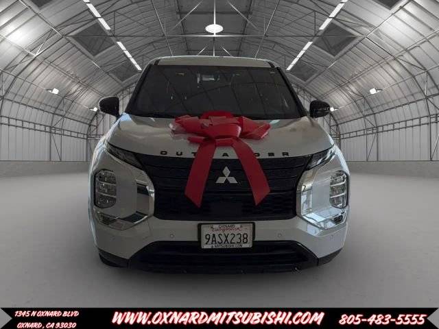 2022 Mitsubishi Outlander Black Edition FWD photo