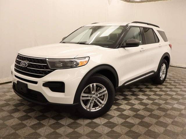 2023 Ford Explorer XLT RWD photo