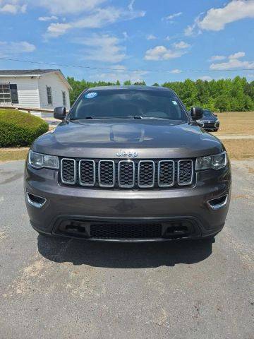2020 Jeep Grand Cherokee Laredo E 4WD photo