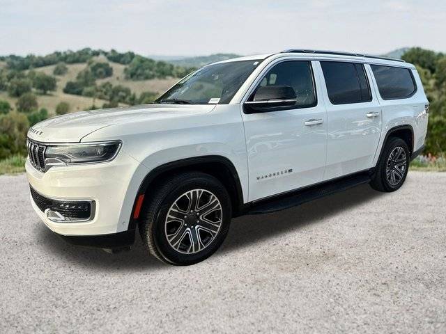 2023 Jeep Wagoneer L Series II RWD photo