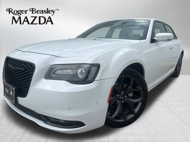2023 Chrysler 300 300S RWD photo