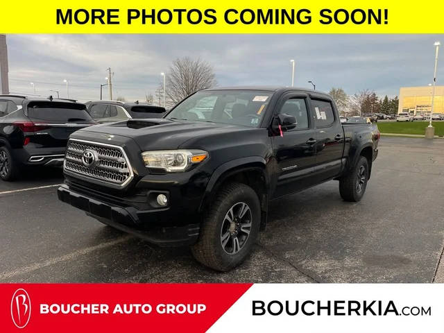2016 Toyota Tacoma TRD Sport 4WD photo