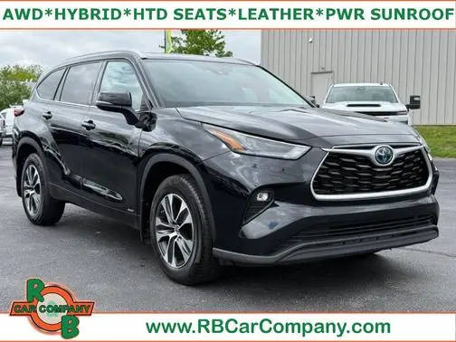 2022 Toyota Highlander Hybrid XLE AWD photo