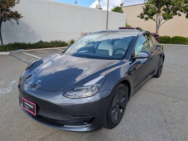 2021 Tesla Model 3 Standard Range Plus RWD photo