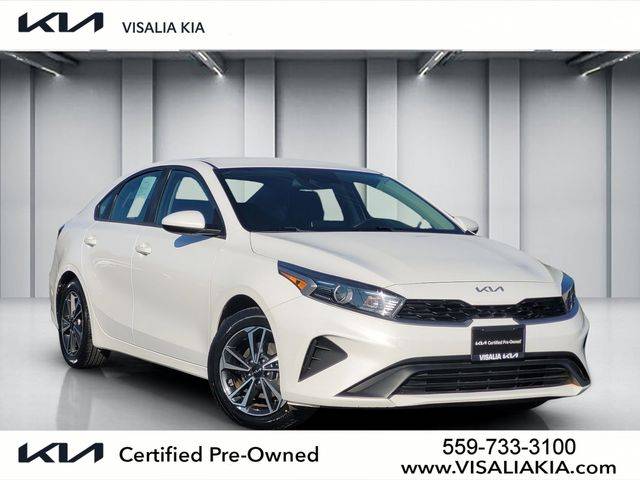 2023 Kia Forte LXS FWD photo