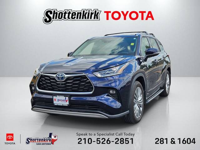 2023 Toyota Highlander Hybrid Platinum AWD photo