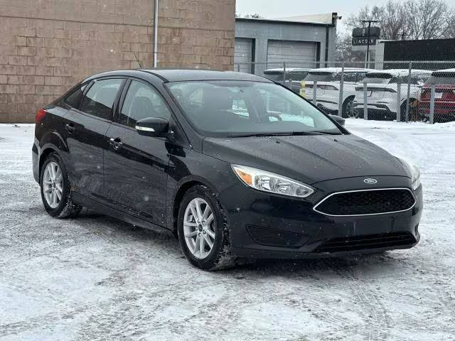 2015 Ford Focus SE FWD photo