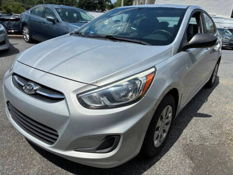 2015 Hyundai Accent GLS FWD photo
