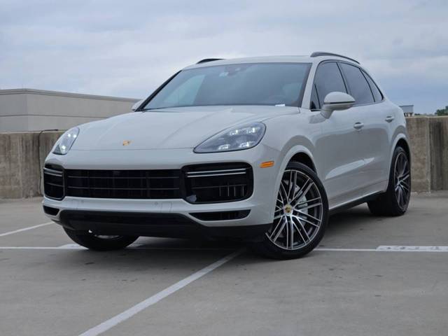 2022 Porsche Cayenne Turbo AWD photo