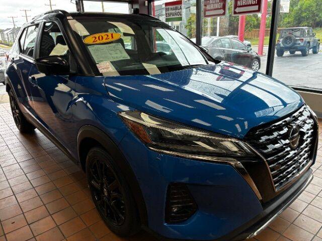 2021 Nissan Kicks SR FWD photo