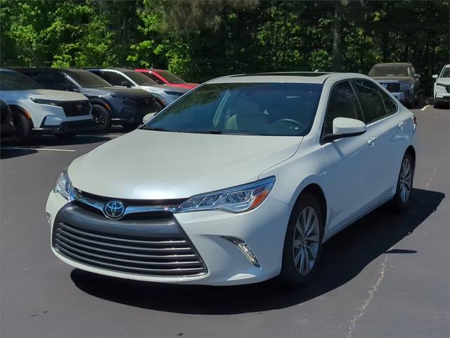 2016 Toyota Camry XLE FWD photo