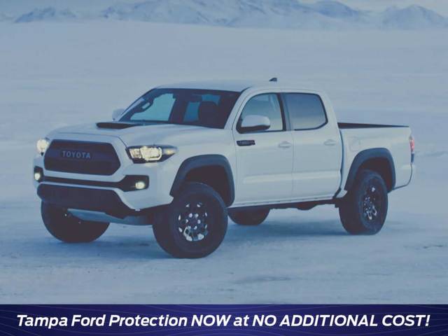 2017 Toyota Tacoma SR5 4WD photo