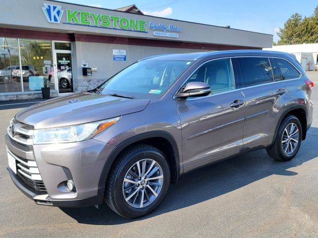 2018 Toyota Highlander XLE AWD photo