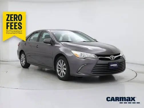 2015 Toyota Camry SE FWD photo