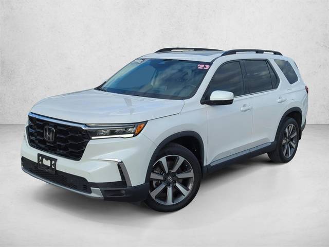 2023 Honda Pilot Touring AWD photo