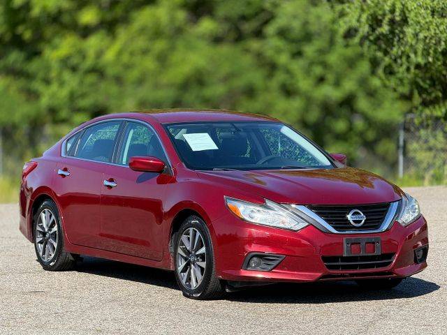 2017 Nissan Altima 2.5 SV FWD photo