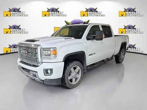 2018 GMC Sierra 2500HD SLT 4WD photo