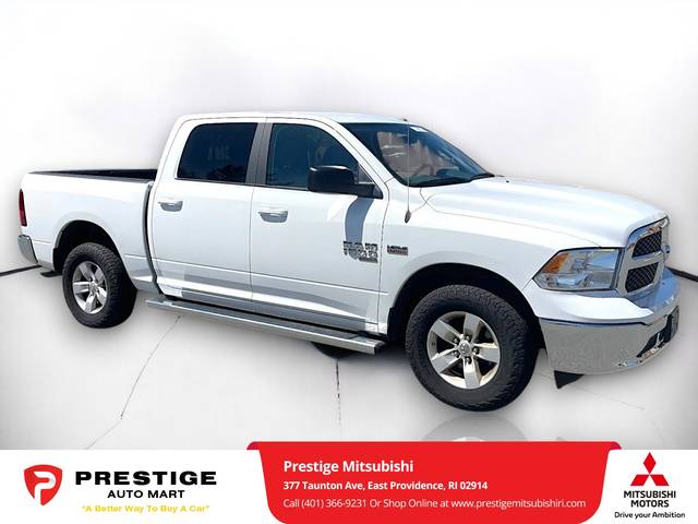 2019 Ram 1500 SLT 4WD photo