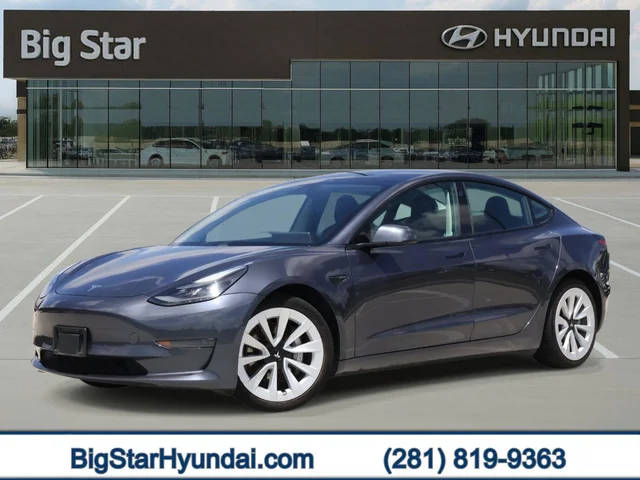 2021 Tesla Model 3 Standard Range Plus RWD photo
