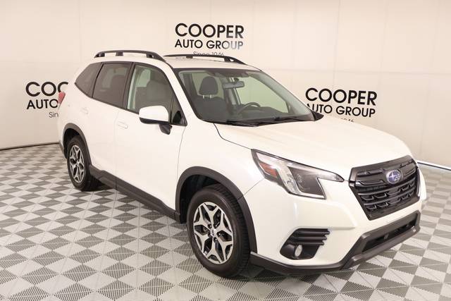 2023 Subaru Forester Premium AWD photo