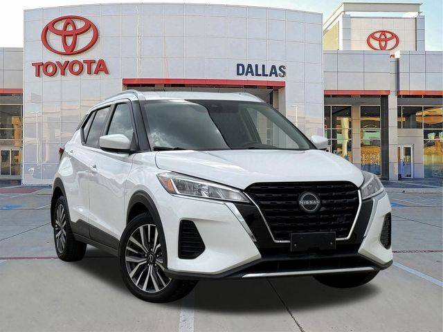 2022 Nissan Kicks SV FWD photo