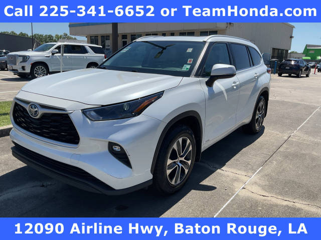 2023 Toyota Highlander Hybrid XLE AWD photo