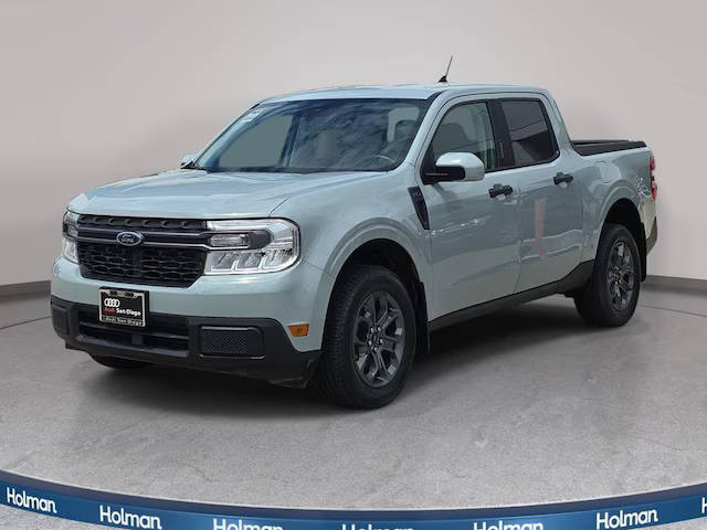 2023 Ford Maverick XLT FWD photo