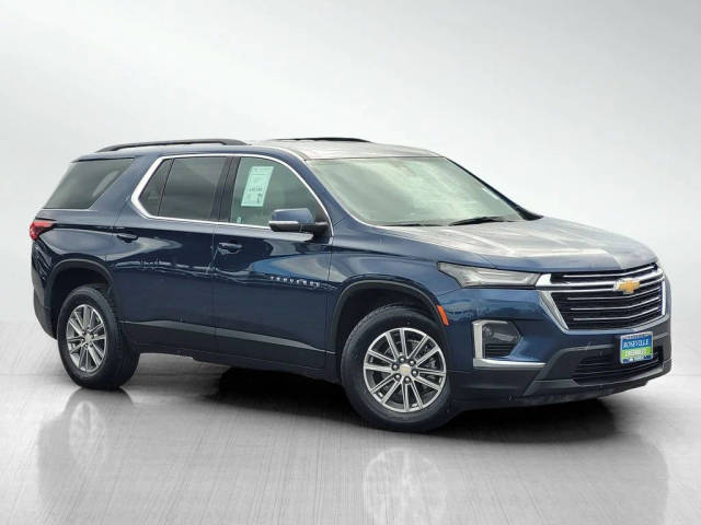 2023 Chevrolet Traverse LT Cloth AWD photo