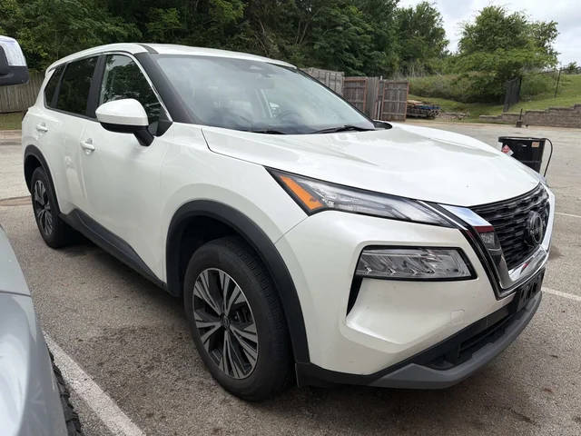 2023 Nissan Rogue SV AWD photo