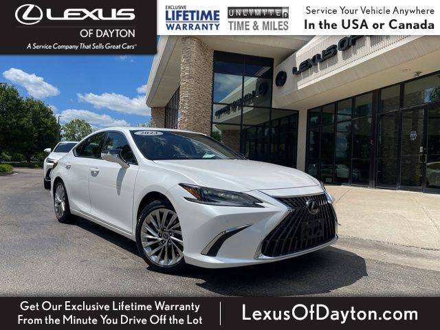 2023 Lexus ES ES 300h Ultra Luxury FWD photo