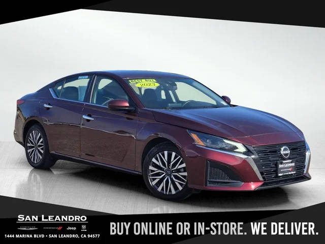 2023 Nissan Altima 2.5 SV FWD photo