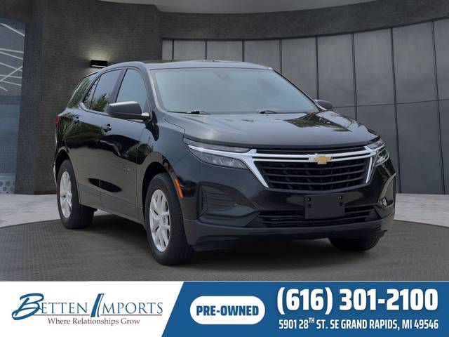 2022 Chevrolet Equinox LS AWD photo