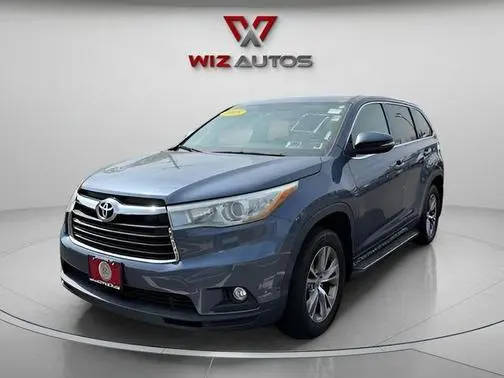 2015 Toyota Highlander LE Plus AWD photo
