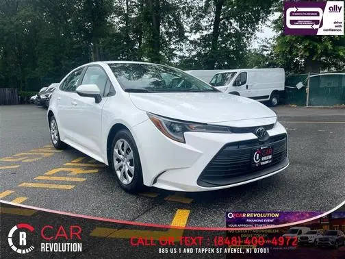 2023 Toyota Corolla LE FWD photo