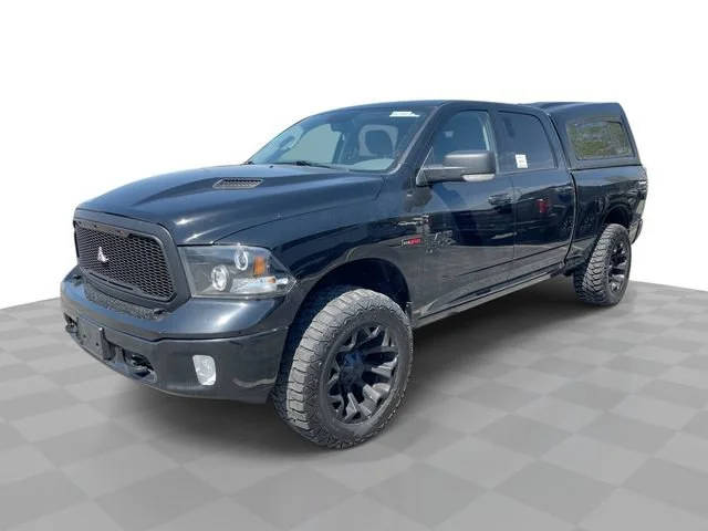 2019 Ram 1500 SLT 4WD photo