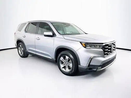 2023 Honda Pilot EX-L 8 Passenger FWD photo