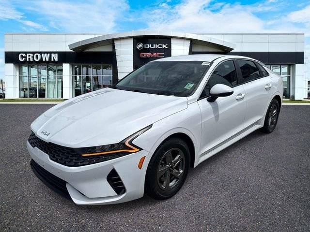 2023 Kia K5 LXS FWD photo
