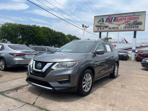 2018 Nissan Rogue SV FWD photo