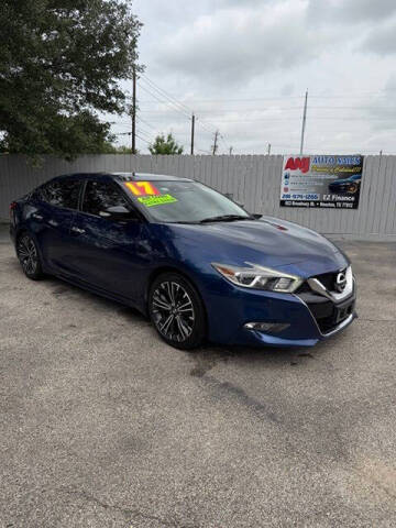2017 Nissan Maxima Platinum FWD photo
