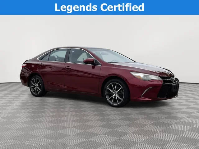 2016 Toyota Camry XSE FWD photo