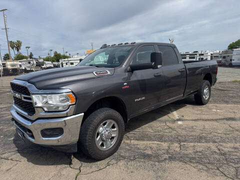 2022 Ram 3500 Tradesman 4WD photo