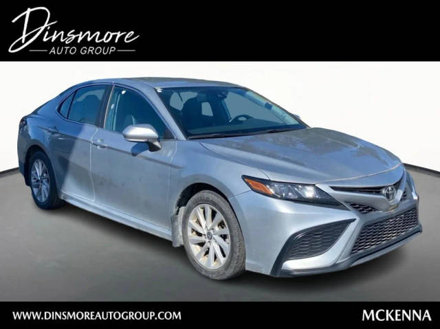 2021 Toyota Camry SE Nightshade FWD photo